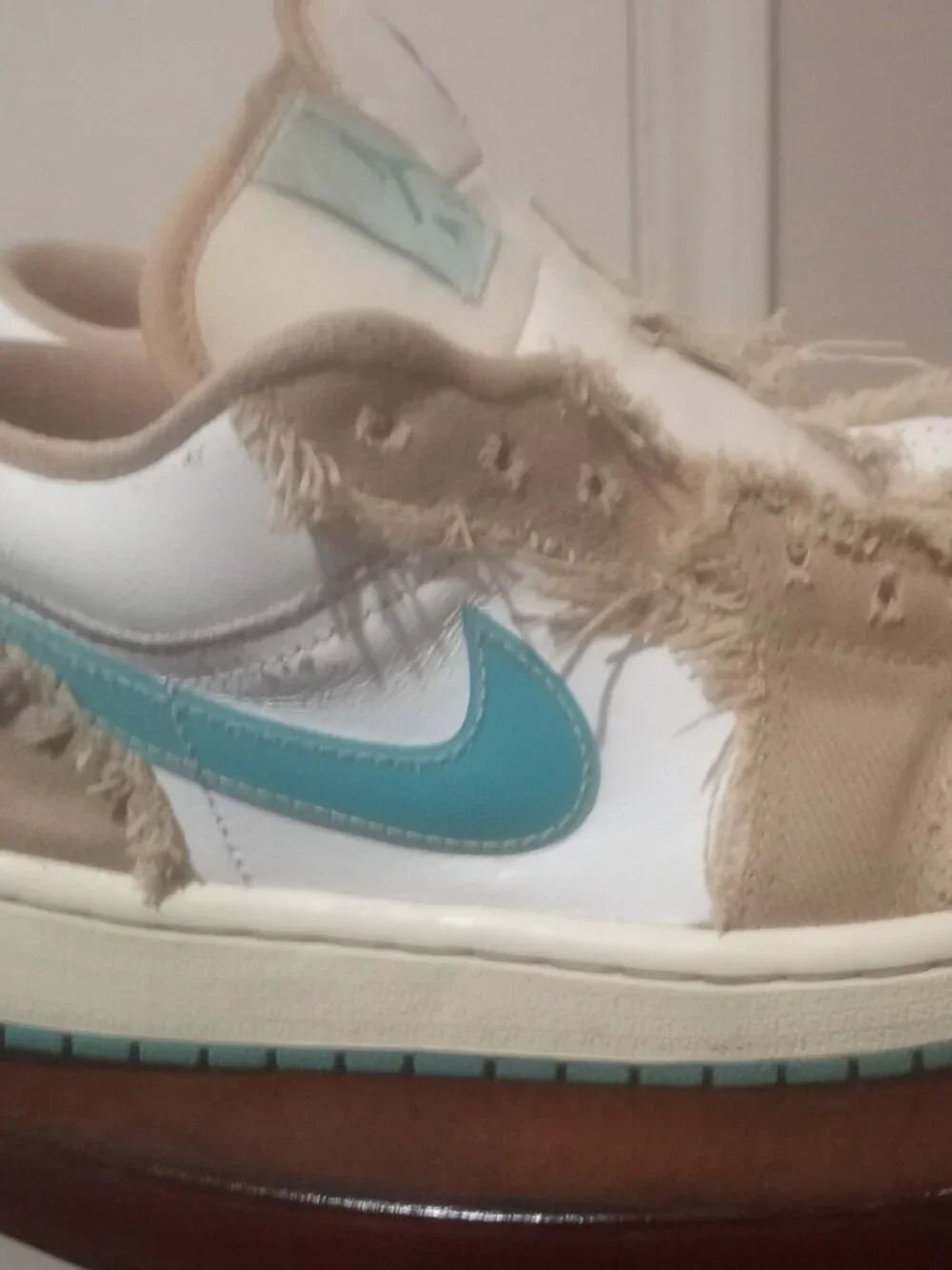 Women's Nike Air Jordan 1 Low SE Shoes Sesame Dusty Cactus HF4983-252 Size 7.5